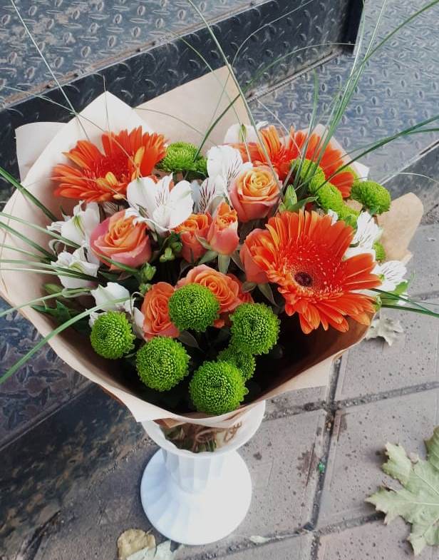 Букет цветов из: Герберы, Хризантемы, Альстромерии и Розы в Курьи