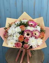 Букет цветов из:  Розы, Герберы и Хризантемы в Курьи