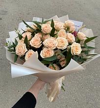 Букет Кремовые розы Латте в Курьи