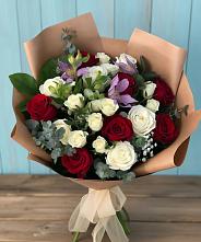 Букет цветов из:  Розы и Альстромерии #REPLACE_PRED# Курьи