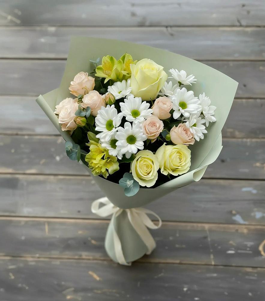Букет цветов из: Альстромерии, Розы и Хризантемы в Курьи