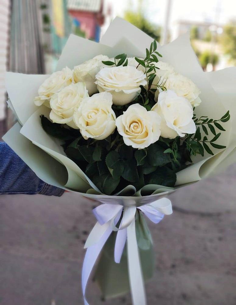 Букет Белые розы Проуд в Курьи