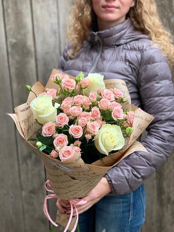 Букет цветов из: Розы в Курьи