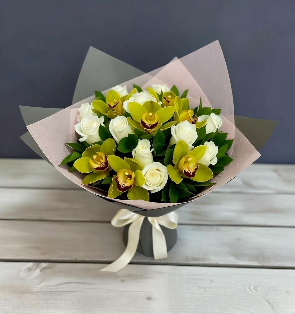 Букет цветов из: Орхидеи и Розы в Курьи