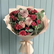Букет цветов из:  Гвоздики и Розы в Курьи