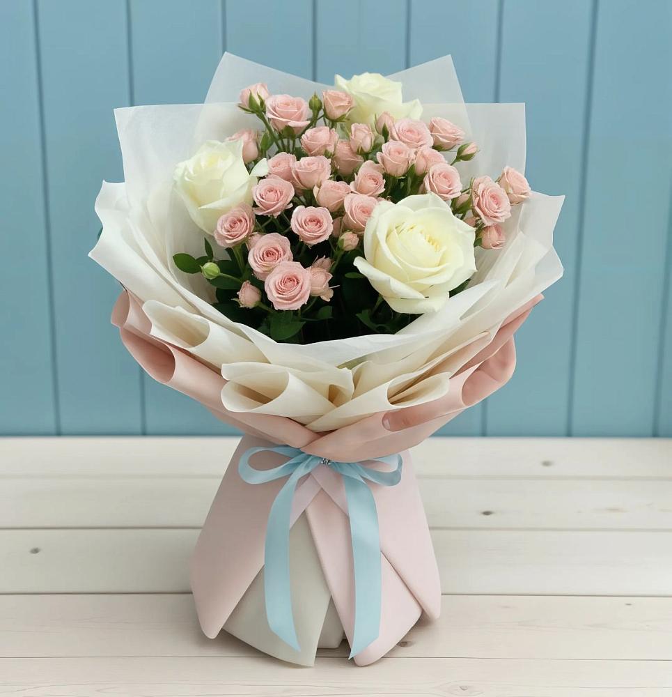 Букет цветов из: Розы в Курьи