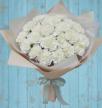 Букет цветов из:  Гвоздики в Курьи