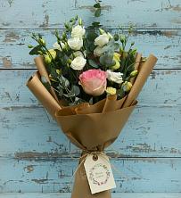 Букет цветов из:  Розы и Лизиантусы в Курьи
